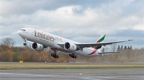Emirates Current Fleet And Aircraft Orders 2019 Youtube