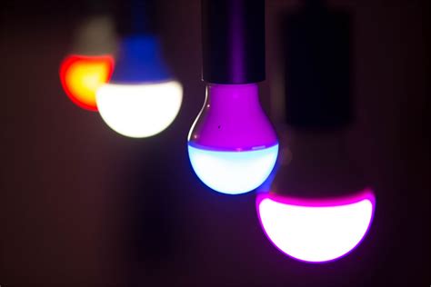 Heelight Smart Light Bulbs Listen And React To Their Environment