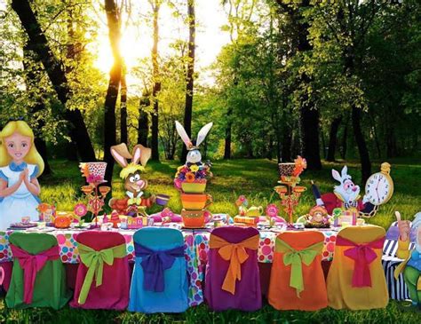 Alice In Wonderland Mad Hatter Party Ideas Its A Mad Mad Hatter