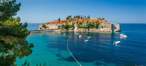 Montenegro is a country located in southeastern europe. De mooiste stranden in Montenegro