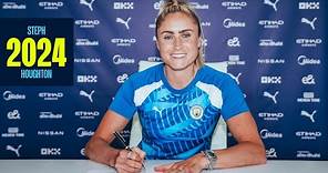 "I'm absolutely buzzing!" | Steph Houghton Signs New Contract at Man City