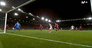 Gol de Malacia (p.p.) (2-1) en el Manchester United 2-2 Sevilla