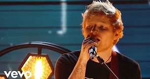 Ed Sheeran - Shape of You (Live from the 59th Grammy Awards)