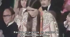 Marlon Brando rechaza Oscar