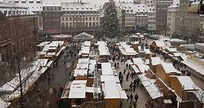 Il mercatino di Natale di Strasburgo sotto la neve