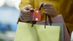 Americans face mounting credit card debt