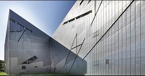 Museo Judío de Berlín, Alemania. Estilo Deconstructivista. Cápsulas arquitectónicas.
