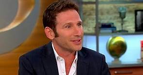 Mark Feuerstein on new show "9JKL," working with wife
