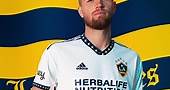 Eriq Zavaleta goal!!!!