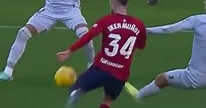 🚀🤯 Una volea espectacular de Iker Muñoz | Club Atlético Osasuna #shorts #LALIGAHighlights @LaLiga