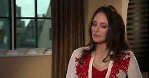 Madeleine Stowe says she was captivated by Revenge