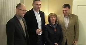 Catherine Ashton in Ucraina per cercare di mediare nella crisi