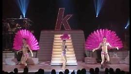 Kylie Minogue - Dancing Queen [Intimate and Live Tour]