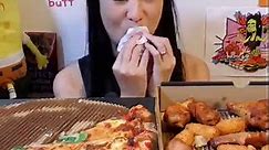 CHEESY! Pizza Hut 4 Cheese Pizza & Chicken Wings - Mukbang Eating Show