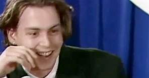 Johnny Depp & Winona Rider Interview (1990)