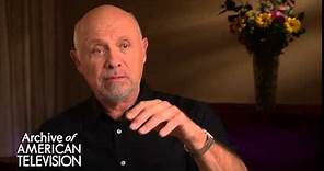 Hector Elizondo discusses filming "Pretty Woman" - EMMYTVLEGENDS.ORG