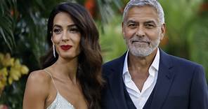Le nuove foto dei gemelli di Amal e George Clooney svelano la somiglianza con mamma e papà
