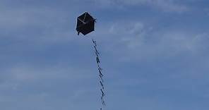 How to make a lebanese kite using Bambou