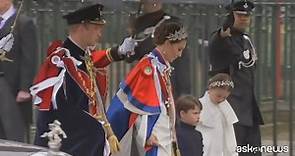 Kate Middleton, William e i tre figli all'incoronazione di nonno Re Carlo III