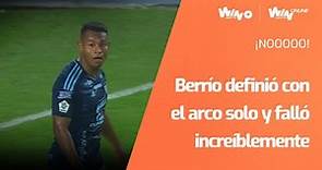 ¡QUÉ TE COMISTE LEIDER BERRÍO! El jugador de Junior falló con el arco solo ante Pereira