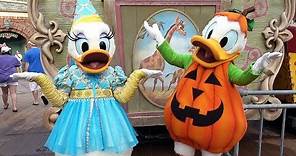 Donald and Daisy Duck Meet Us at Mickey's Not So Scary Halloween Party 2017 - Walt Disney World