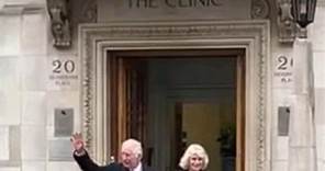 Re Carlo d'Inghilterra lascia la clinica dopo l'intervento alla prostata #shorts #news
