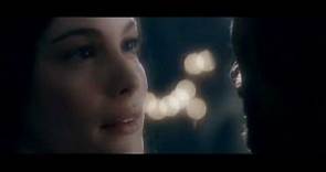 Arwen y Aragorn español latino