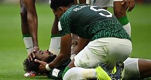 Las secuelas que sufrió el defensor de Arabia Saudita tras el impactante choque con su arquero en el triunfo ante Argentina