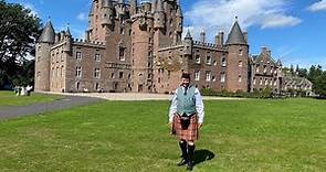 Mike and Joe Guide : Glamis Castle