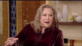 Kathleen Turner on Playing Chandler's Dad on 'Friends'
