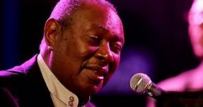 Singer-Pianist Freddy Cole, Younger Brother Of Nat, Dies At 88