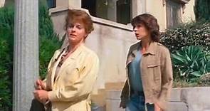 I OUUGHT TO BE IN PICTURES (1982) Clip - Ann-Margret and Dinah Manoff