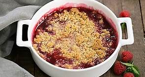 Fresh Raspberry Crisp - Easy Summer Dessert! - That Skinny Chick Can Bake