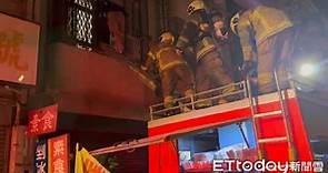 台南西港區1夜2火警　住宅凌晨狂冒黑煙...2人受困2樓獲救 | ETtoday社會新聞 | ETtoday新聞雲