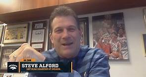 Steve Alford on the time Bobby Knight made him walk home from the airport in the snow