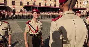Su Alteza Real la Princesa de Asturias recibe el sable de oficial