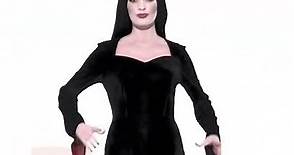 Disfraz de Morticia Addams - Tienda de disfraces Simon