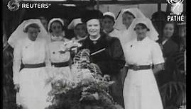 Actress Anna Neagle opens fair festivities at Mount Vernon Hospital in London (1938)