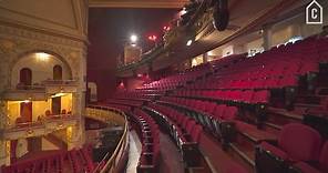 Harlem's Apollo Theater🍿 | Curbed Tours