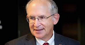 Ferris State University President David Eisler to retire in June 2022