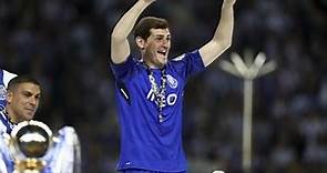 Iker Casillas renueva con el Porto