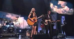 Gwyneth Paltrow - Country Strong - CMA Awards 2010