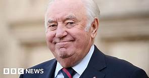 Jimmy Tarbuck: Comedian reveals prostate cancer diagnosis