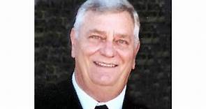 Richard Durbin Obituary - Trimble Funeral Home & Crematory - Moline - 2023