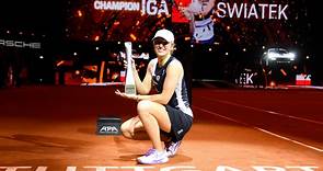WTA Stuttgart 2023 | Swiatek-Sabalenka: Vídeo-resumen, resultado y mejores puntos - Final - Highlights (6-3 y 6-4) - Hoy - Tenis vídeo - Eurosport
