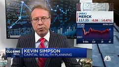Walmart could benefit from a downgrade in consumer spending: Capital Wealth's Kevin Simpson