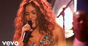 Shakira - Hips Don't Lie (Live) ft. Wyclef Jean