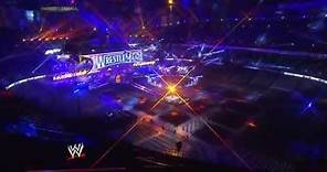 A time-lapse look at the WrestleMania 30 set being built