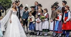 A BEAUTIFUL ROYAL BAVARIAN WEDDING IN MUNICH