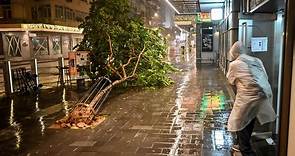 超強颱風「蘇拉」正面來襲 香港時隔五年再掛「十號風球」